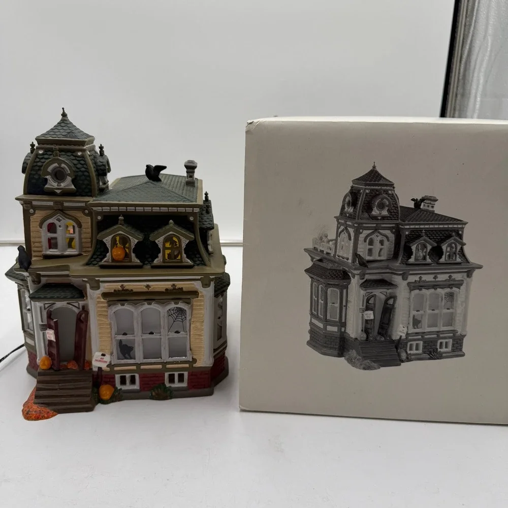 Dept 56 Haunted Mansion Snow Village 54935 With Box Tested Working